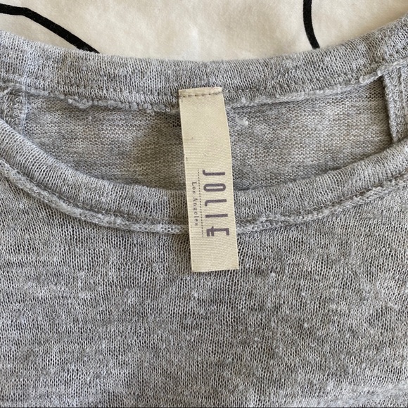 Flowy, Breathable, Hi-low Top - Picture 2 of 3